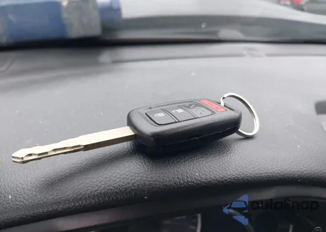 2017 Honda Fit Lx z USA, uszkodzony, nr VIN JHMGK5H5XHS022950